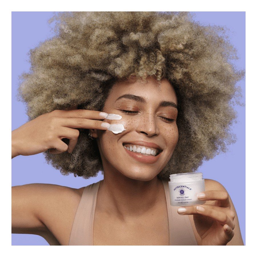 Dew All Day Moisture Restore Cream (EU) - Premium-Hautpflege