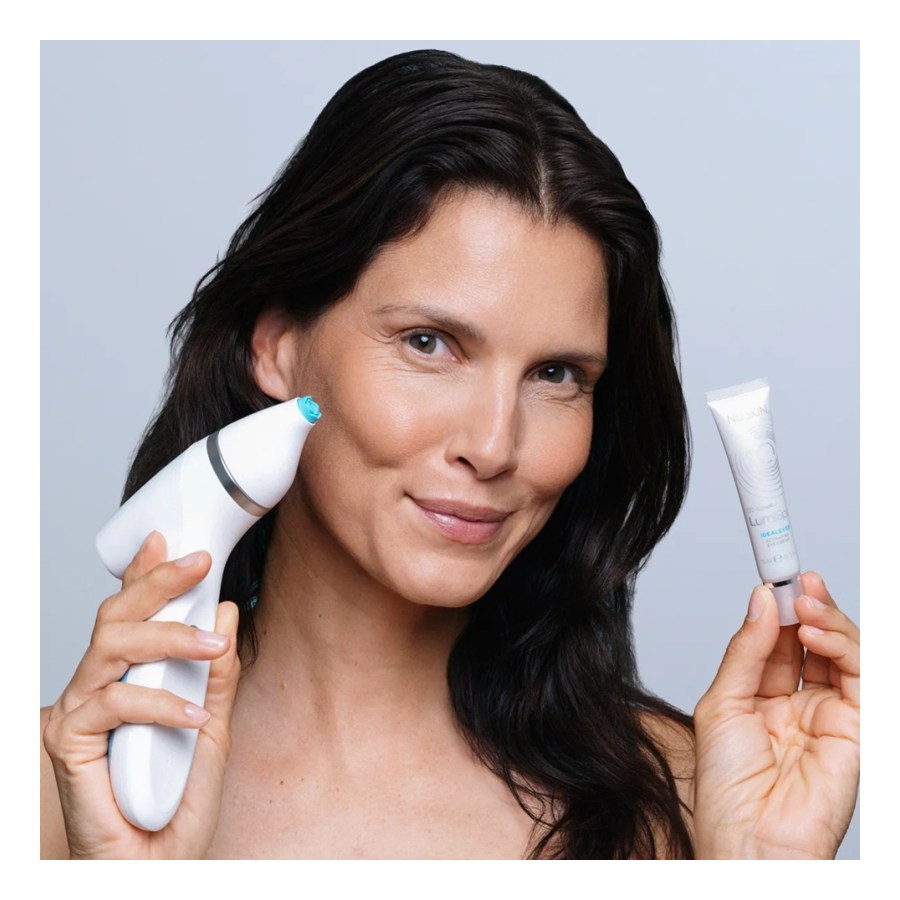 LumiSpa iO Skincare Kit Blmsh Acnt EUZA