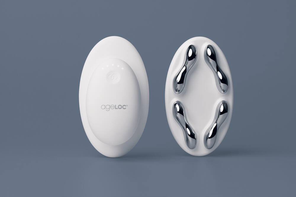 ageLOC WellSpa iO – Oberseite und die metallischen Massagepunkte